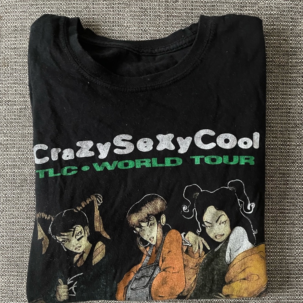 🐬90s Like 🐬 TLC band shirt